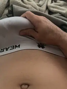 Lb20gostoso online show from 06/10/26, 03:00