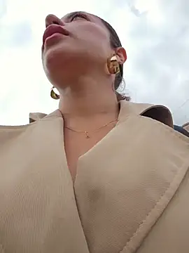 Karen San Miguel online show from 03/27/26, 07:57