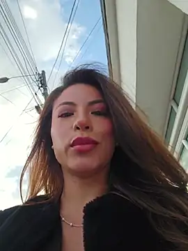Karen San Miguel online show from 07/10/26, 10:34