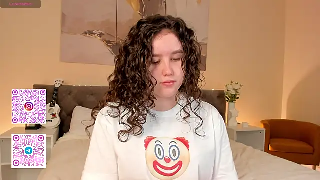 Ariella Sol online show from 09/19/25, 12:02