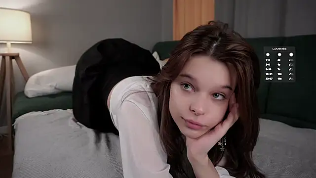 RexanneHatt online show from 01/17/25, 01:04