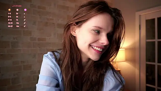 RexanneHatt online show from 01/31/25, 01:11