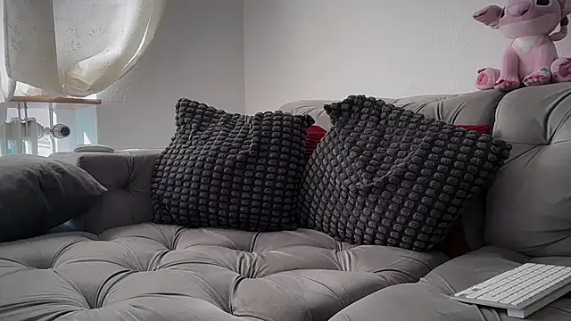 iam valentinadoll online show from 04/08/26, 08:25