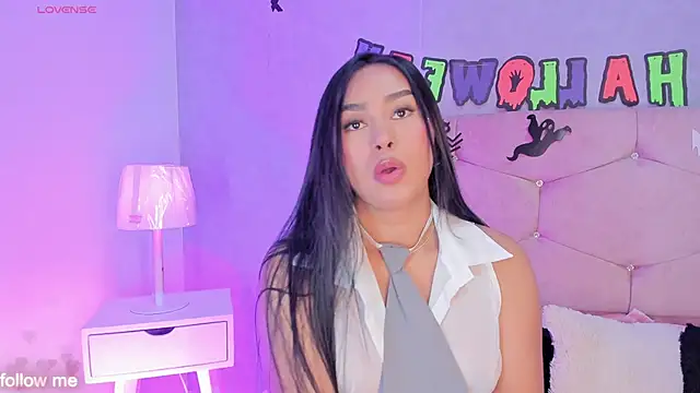 Cameliaa Smiith online show from 10/30/25, 03:30