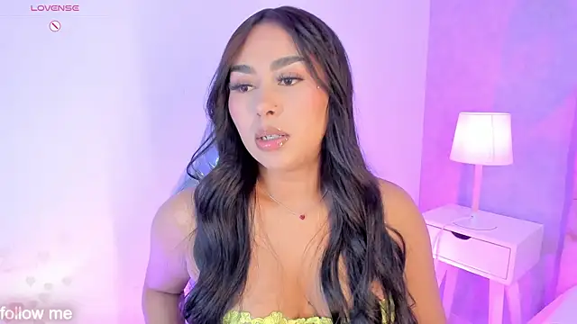 Cameliaa Smiith online show from 04/18/26, 04:49