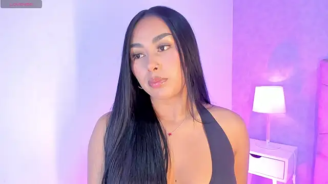 Snapshot of Cameliaa_Smiith chatting on 05/02/26, 04:50 Cameliaa Smiith online show from 05/02/26, 04:50