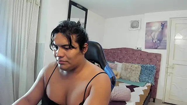 Margoth Montilla online show from 01/08/26, 02:36