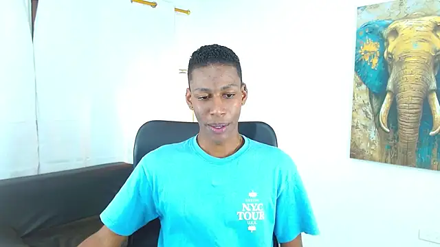 maiki18  online show from 01/16/26, 08:35