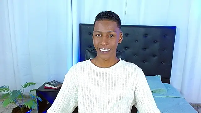 maiki18  online show from 03/03/26, 08:48