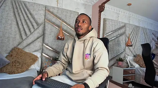 JamesParck online show from 01/19/25, 12:39