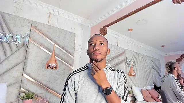 JamesParck online show from 02/21/25, 12:39