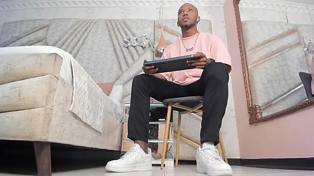 JamesParck online show from 02/22/25, 11:24