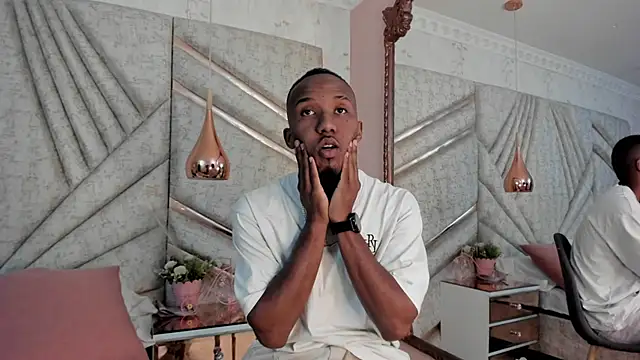 JamesParck online show from 03/22/25, 12:14