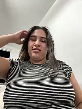 Karla Raguz online show from 02/17/25, 12:48