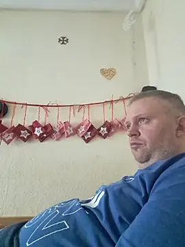 ShyBoy1982 online show from 02/17/25, 03:42