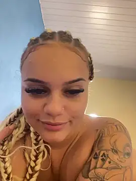 Lolacavalona online show from 01/04/25, 12:59