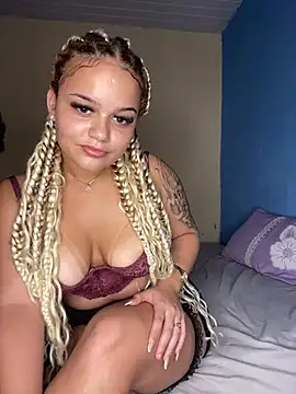 Lolacavalona online show from 01/13/25, 11:49