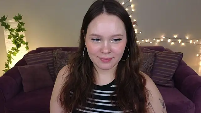 miki miki cutie  online show from 12/17/24, 04:32