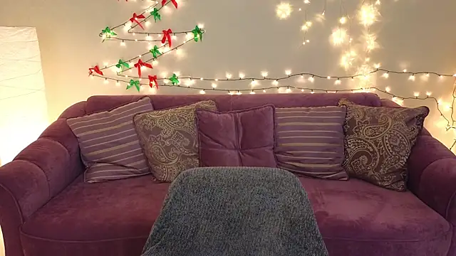 miki miki cutie  online show from 12/29/24, 10:03