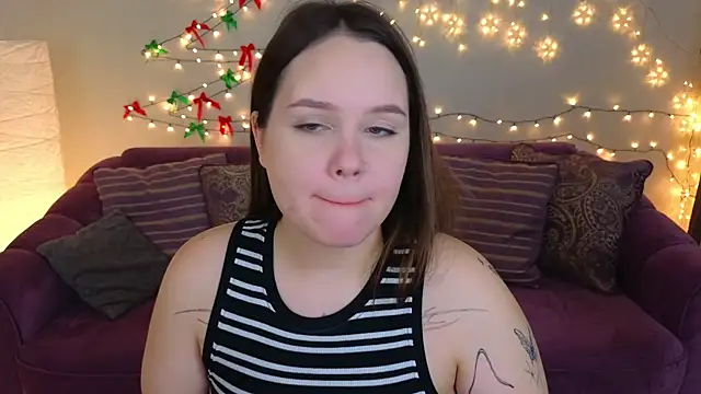 miki miki cutie  online show from 01/05/25, 04:38