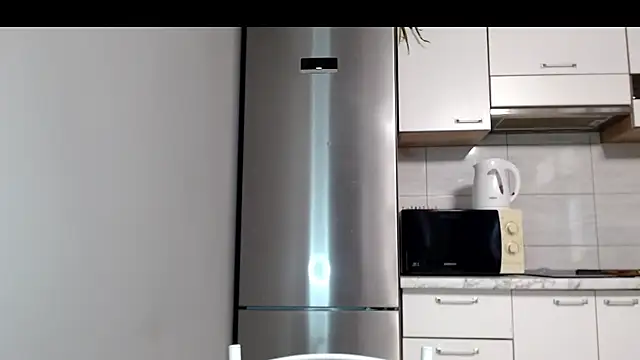 Snapshot of SierraSky_ chatting on 07/23/26, 05:11 SierraSky online show from 07/23/26, 05:11