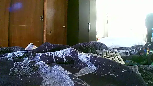 Snapshot of jperezofficial1 chatting on 09/15/25, 05:57 jperezofficial1 online show from 09/15/25, 05:57