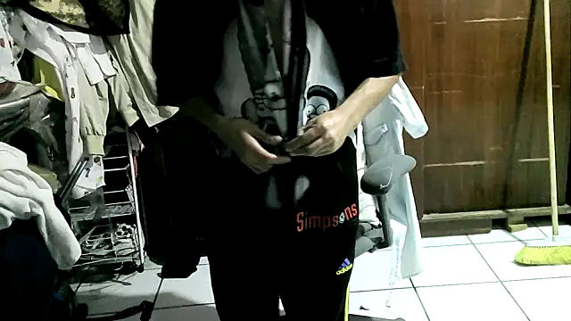 Snapshot of jperezofficial1 chatting on 10/11/25, 04:44 jperezofficial1 online show from 10/11/25, 04:44