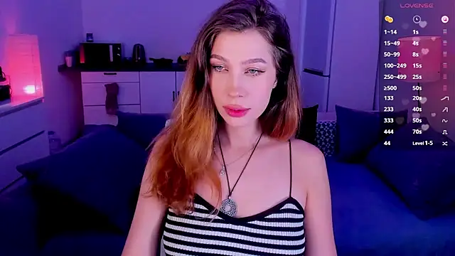 tenderdreams online show from 11/24/25, 10:42