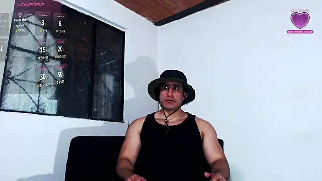 Snapshot of willian_m777 chatting on 05/09/26, 04:17 willian m777 online show from 05/09/26, 04:17