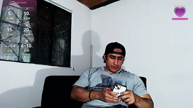 Snapshot of willian_m777 chatting on 05/13/26, 03:48 willian m777 online show from 05/13/26, 03:48
