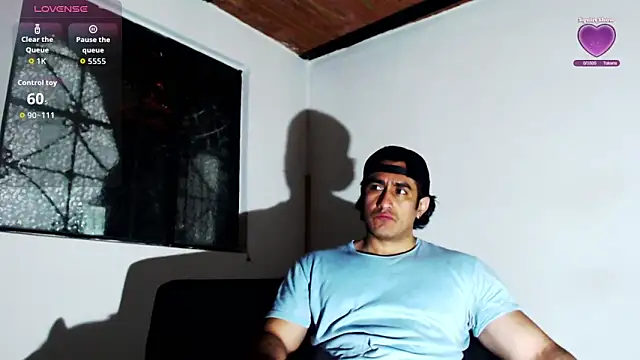 Snapshot of willian_m777 chatting on 05/14/26, 04:30 willian m777 online show from 05/14/26, 04:30