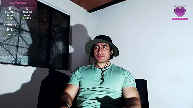Snapshot of willian_m777 chatting on 05/21/26, 04:52 willian m777 online show from 05/21/26, 04:52