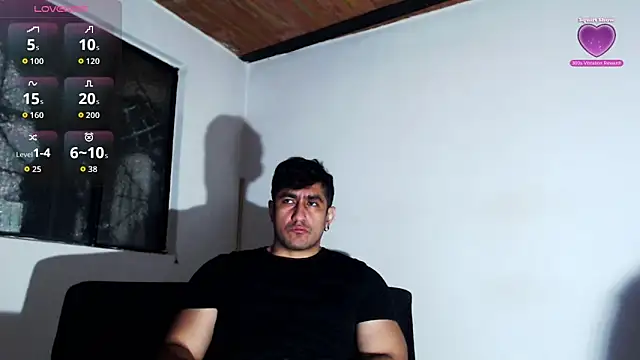Snapshot of willian_m777 chatting on 06/06/26, 03:33 willian m777 online show from 06/06/26, 03:33