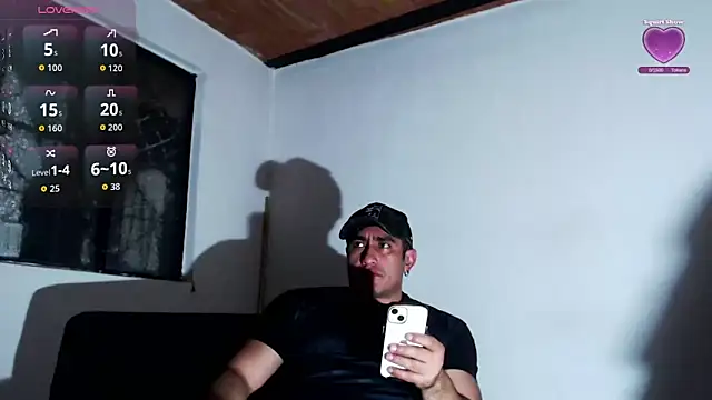 Snapshot of willian_m777 chatting on 06/13/26, 03:04 willian m777 online show from 06/13/26, 03:04
