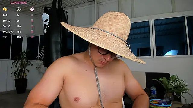 owengray2n online show from 01/25/25, 05:07