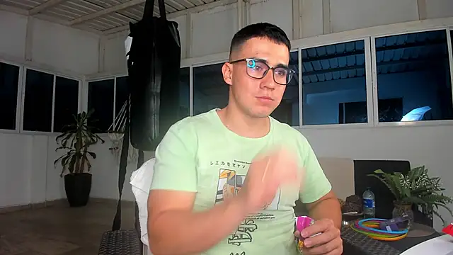 owengray2n online show from 01/27/25, 01:59