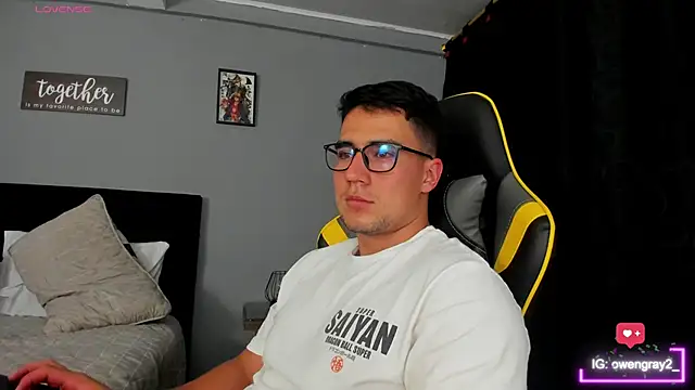 owengray2n online show from 03/22/25, 02:05