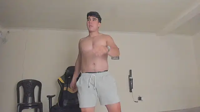 owengray2n online show from 07/31/26, 04:34