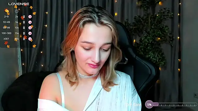 Snapshot of Sinty_Noria chatting on 01/13/25, 04:18 Sinty Noria online show from 01/13/25, 04:18