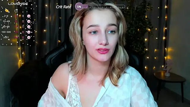 Snapshot of Sinty_Noria chatting on 01/17/25, 04:17 Sinty Noria online show from 01/17/25, 04:17