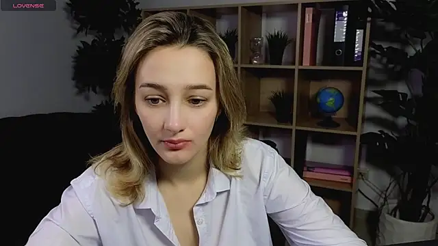 Snapshot of Sinty_Noria chatting on 01/29/25, 01:05 Sinty Noria online show from 01/29/25, 01:05