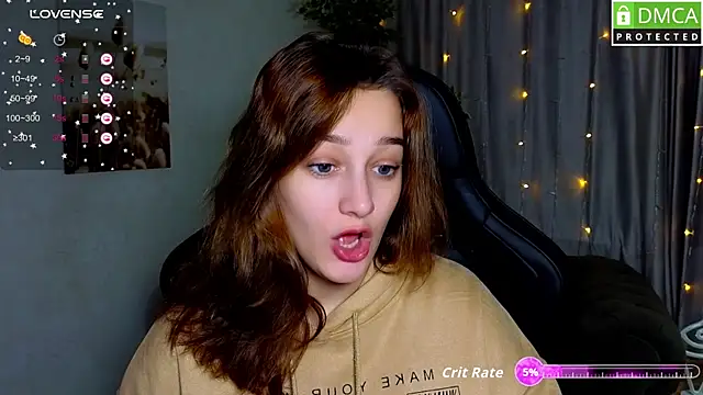 Snapshot of Sinty_Noria chatting on 10/16/25, 01:06 Sinty Noria online show from 10/16/25, 01:06