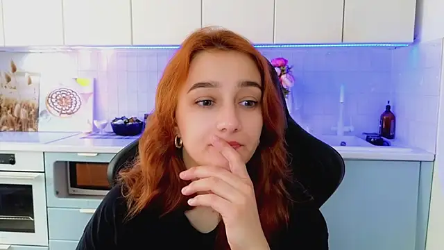 Snapshot of Sinty_Noria chatting on 06/16/26, 01:08 Sinty Noria online show from 06/16/26, 01:08