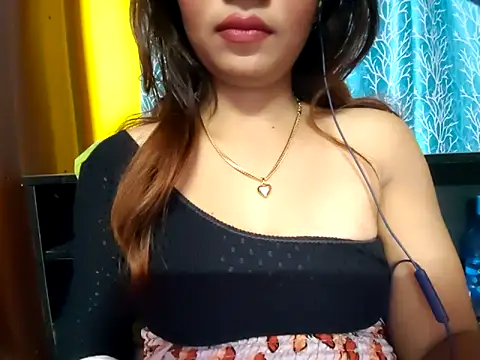 cutesoma2 online show from 12/15/25, 06:01