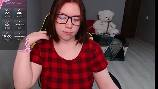 Emily Amorre online show from 09/24/25, 01:20