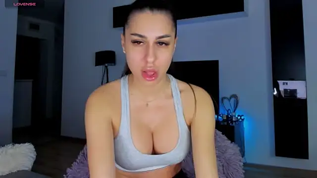 K chic online show from 02/07/25, 04:27