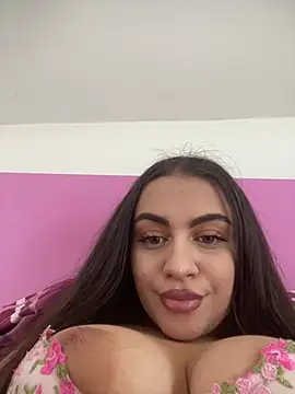 ayshalove online show from 03/18/25, 02:04