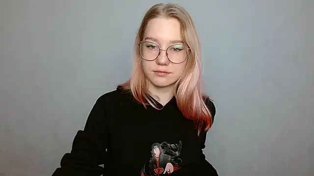 cindi hot online show from 12/24/24, 08:55