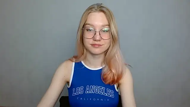 cindi hot online show from 01/03/25, 09:36