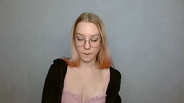 cindi hot online show from 01/04/25, 12:27